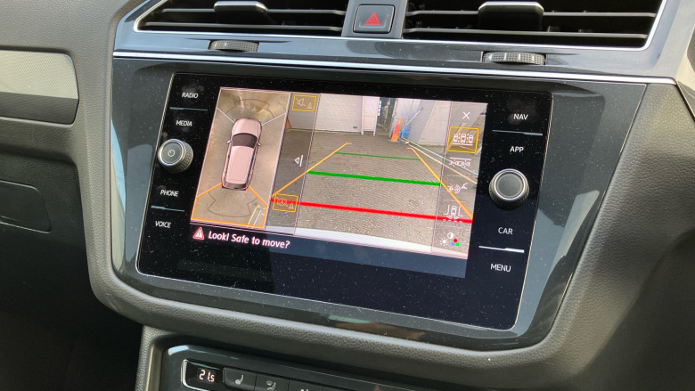 Volkswagen Tiguan 2.0 TDi 150 R-Line 5dr DSG Diesel Estate